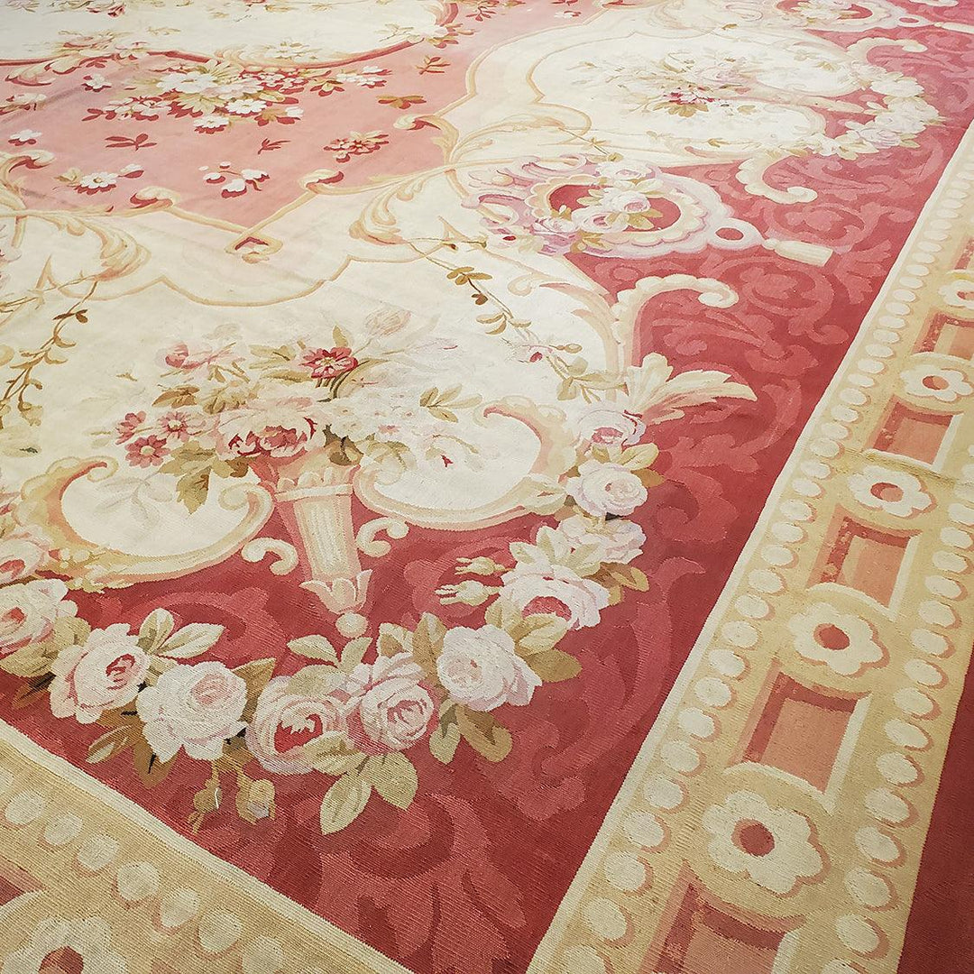Aubusson Design Flat Weave Wool Carpet | Richard Afkari • Rugs in