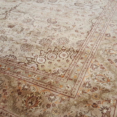 Doroksh Mashad Design Wool Carpet Richard Afkari Rugs in NYC